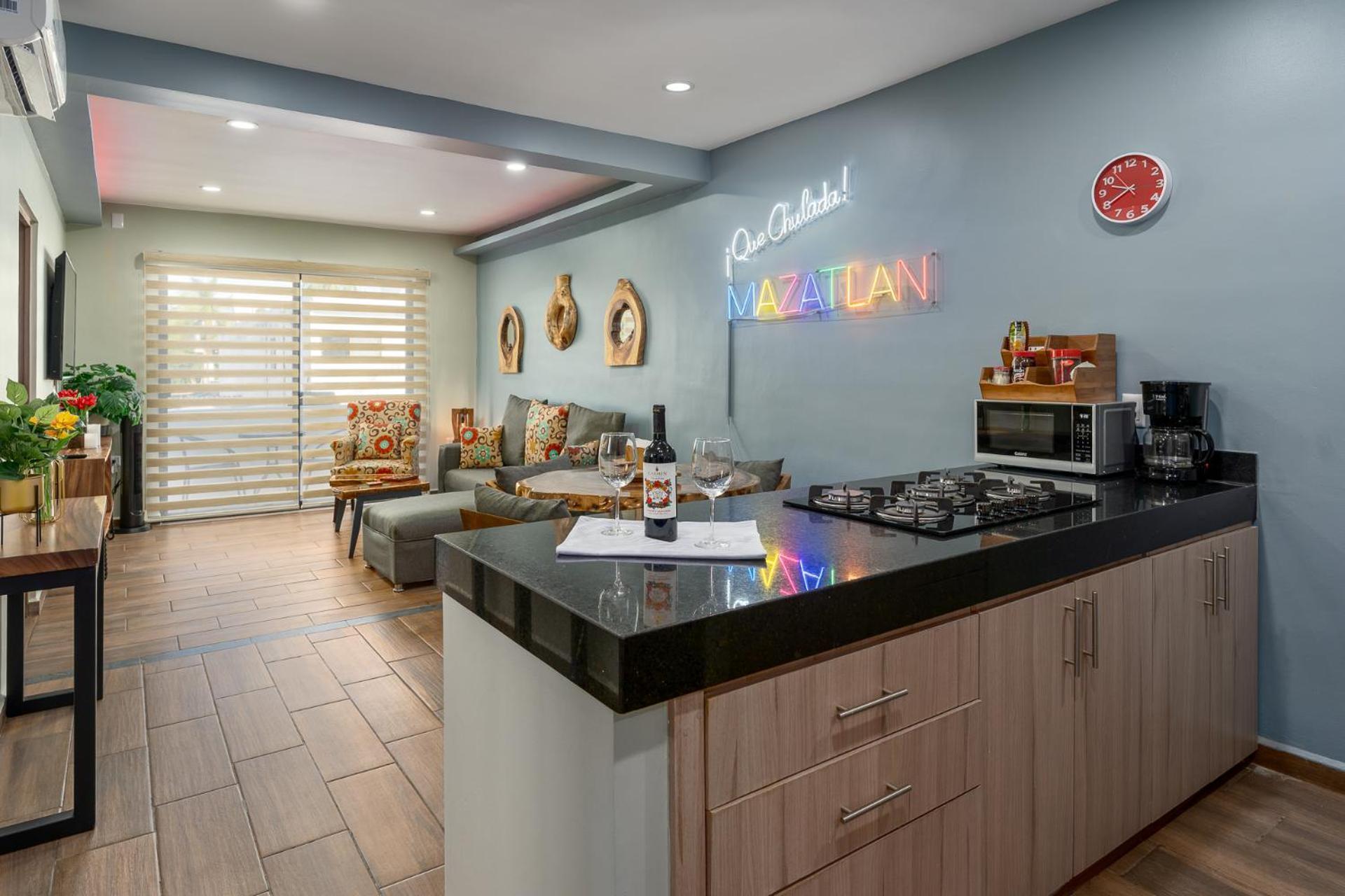 New & Comfy, 5 Star Area, Walk 2 Beach, Pool, Views, King Bed Mazatlán Kültér fotó