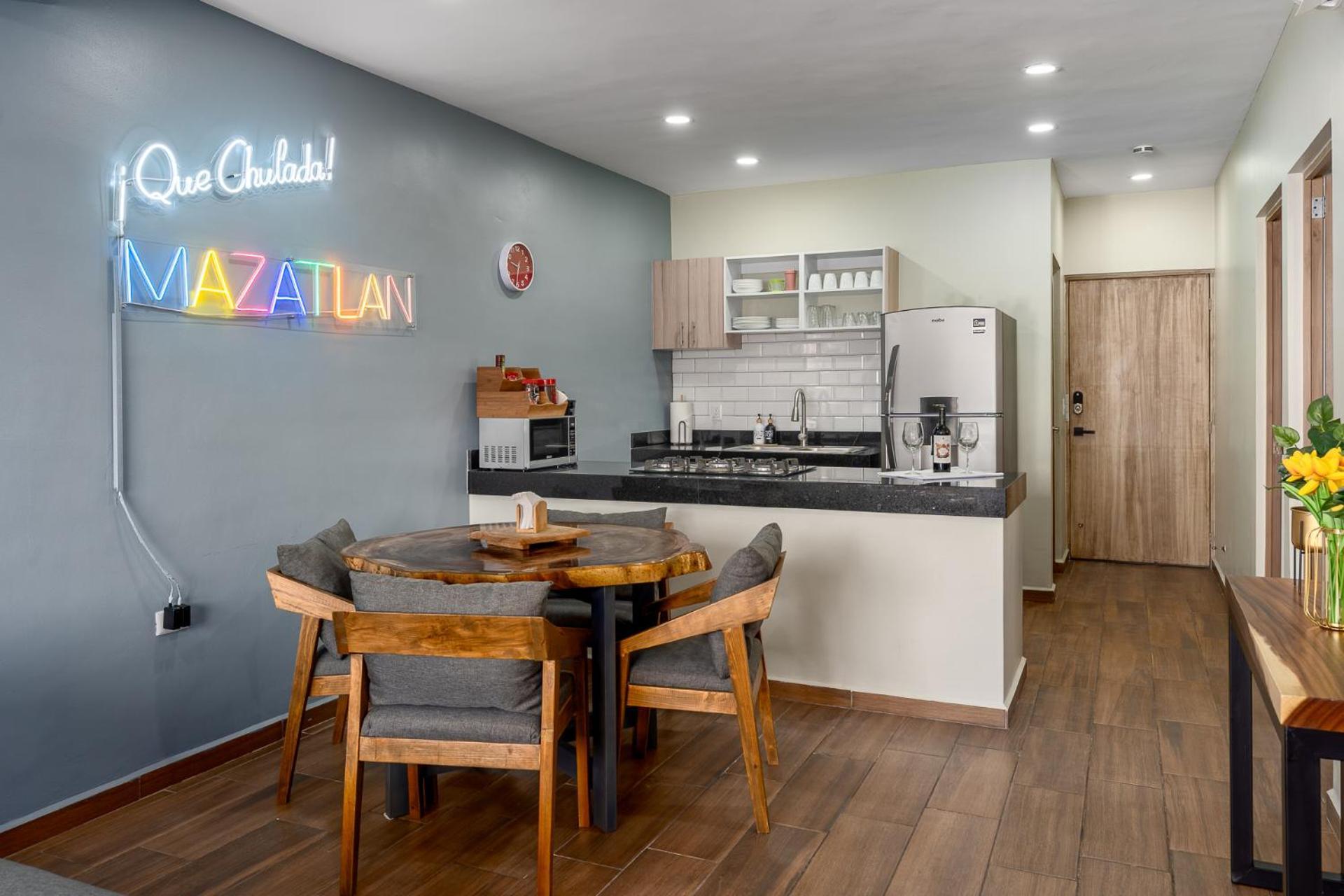 New & Comfy, 5 Star Area, Walk 2 Beach, Pool, Views, King Bed Mazatlán Kültér fotó